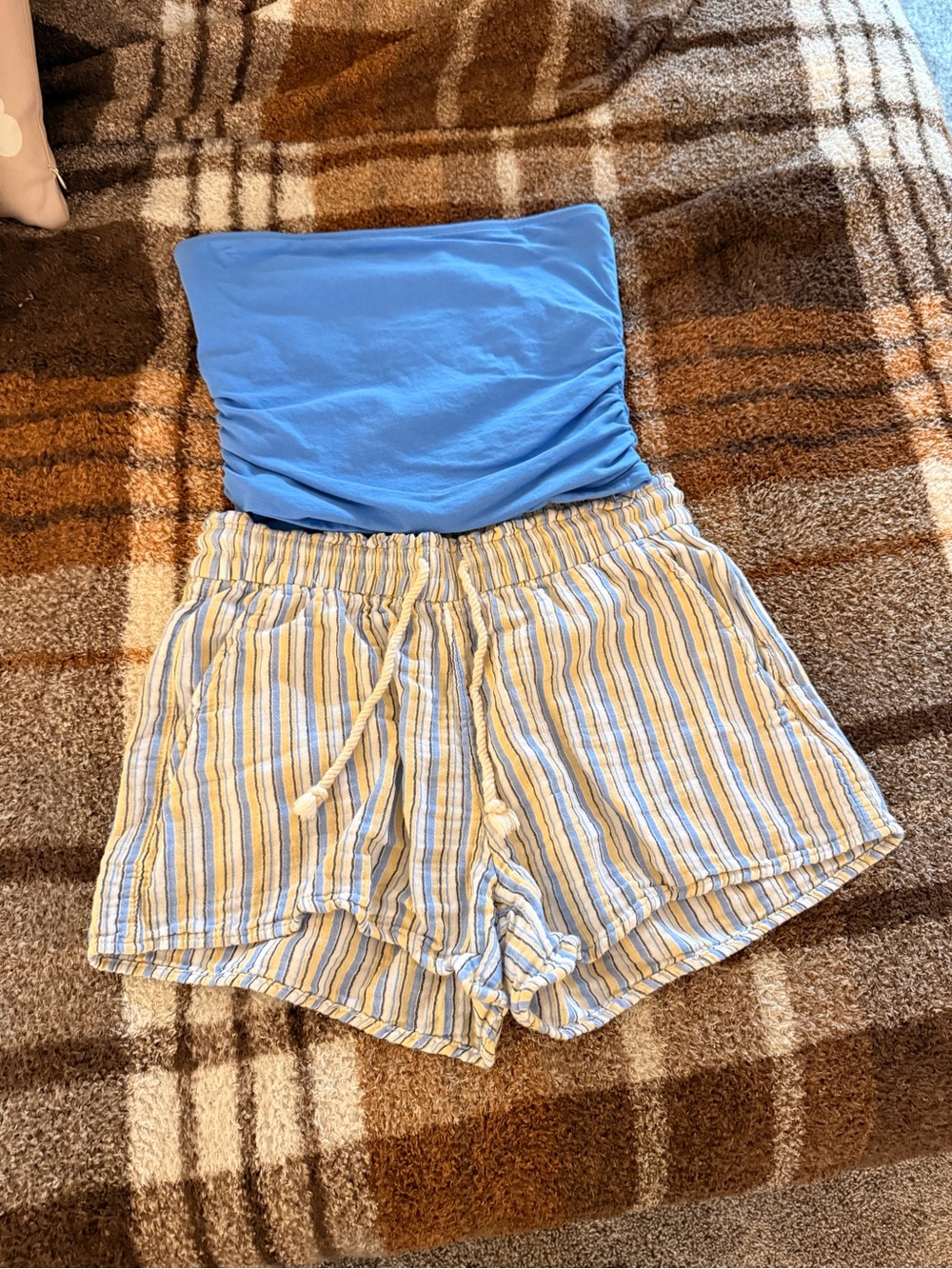 Old Navy Blue Tube Top with Blue and Beige Striped High-Waist Shorts